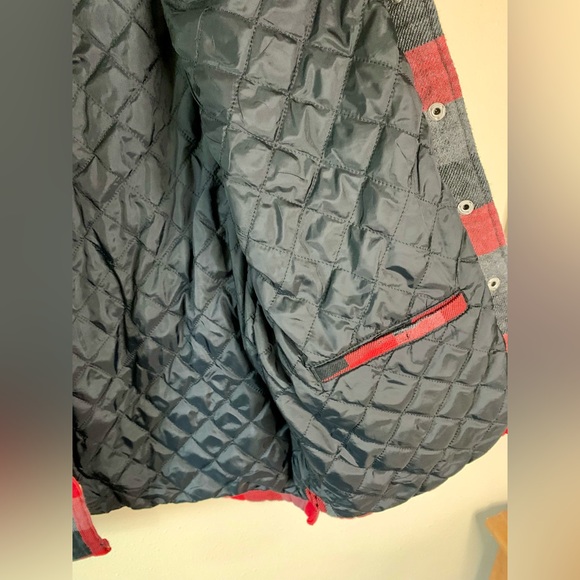 Duluth Trading Lined Flannel Shacket - Picture 6 of 9